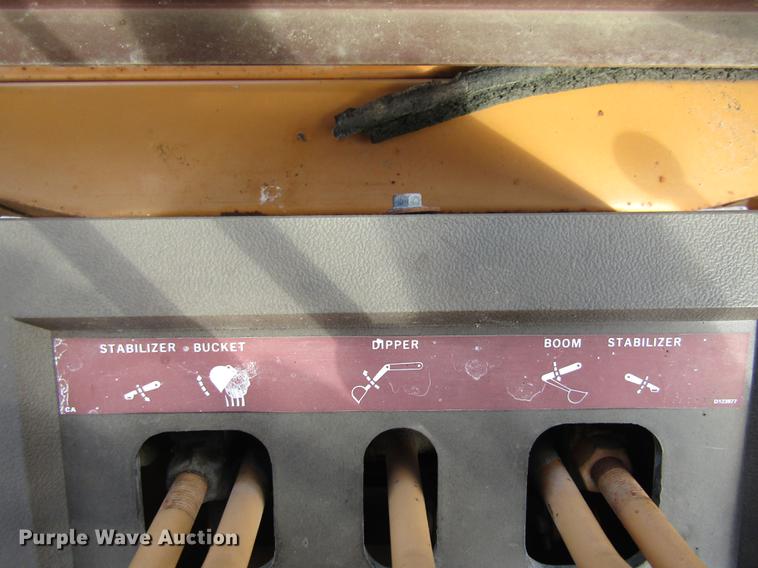 image for item DE5861 1987 Case 480E backhoe