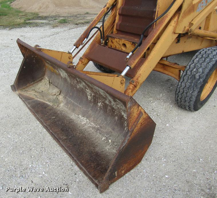image for item DE5861 1987 Case 480E backhoe