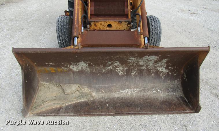 image for item DE5861 1987 Case 480E backhoe