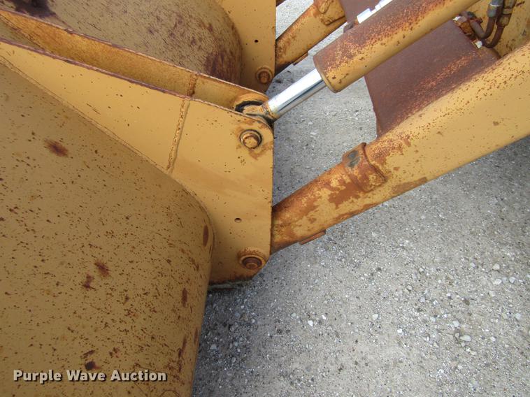 image for item DE5861 1987 Case 480E backhoe