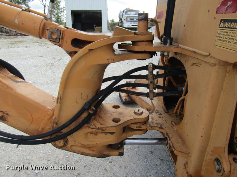 image for item DE5861 1987 Case 480E backhoe
