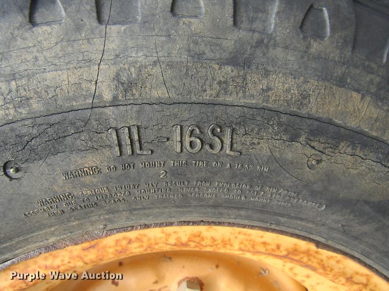 image for item DE5861 1987 Case 480E backhoe