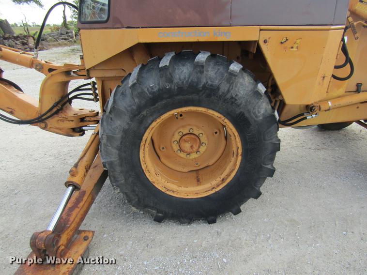 image for item DE5861 1987 Case 480E backhoe