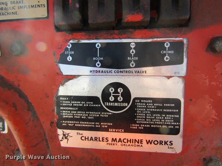 image for item DE5865 Ditch Witch J20 trencher