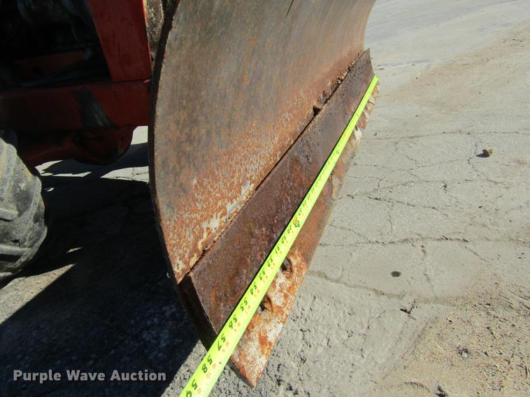 image for item DE5865 Ditch Witch J20 trencher