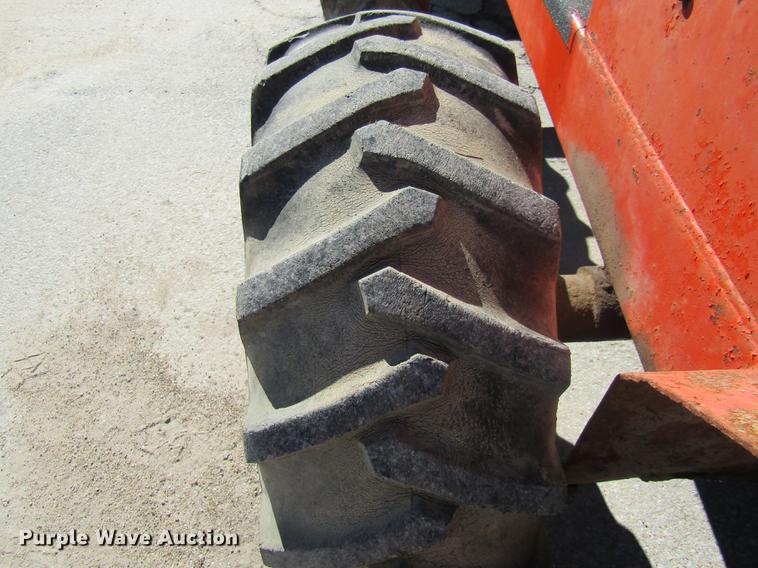 image for item DE5865 Ditch Witch J20 trencher