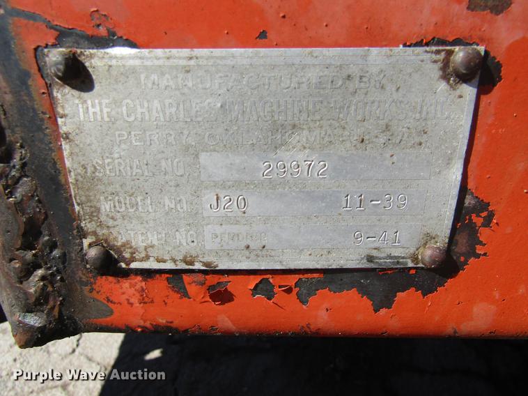 image for item DE5865 Ditch Witch J20 trencher