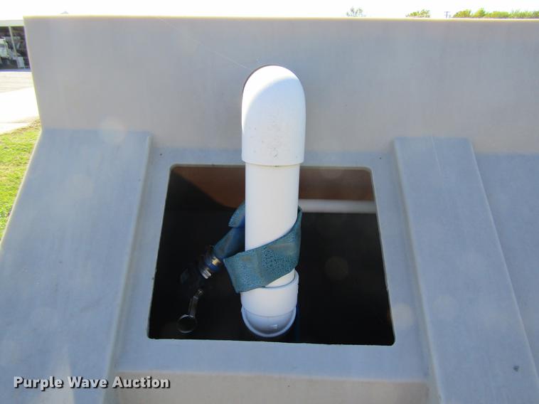 image for item DE5866 Varitech Industries poly salt brine mixing tank