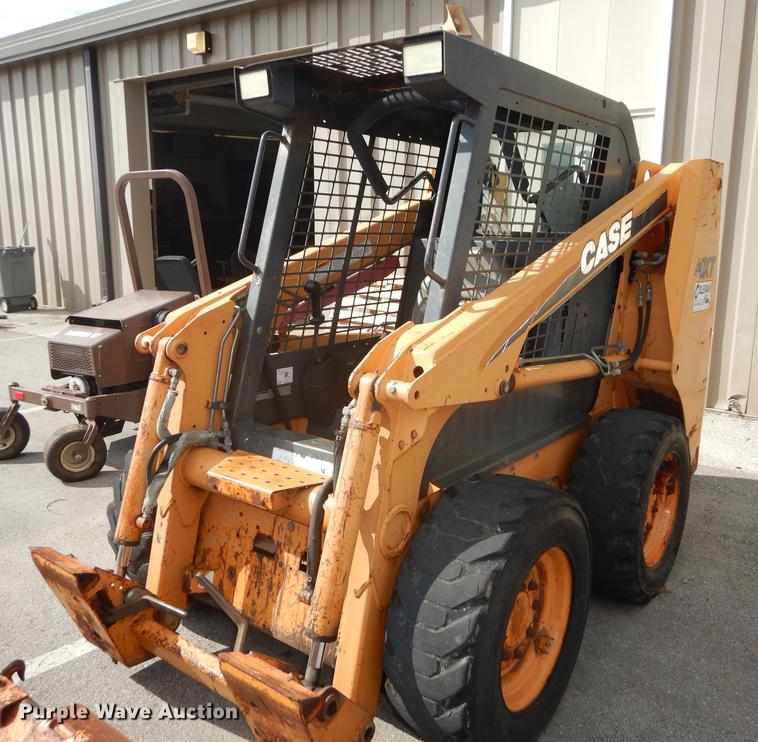 image for item DF1856 2002 Case 40XT skid steer
