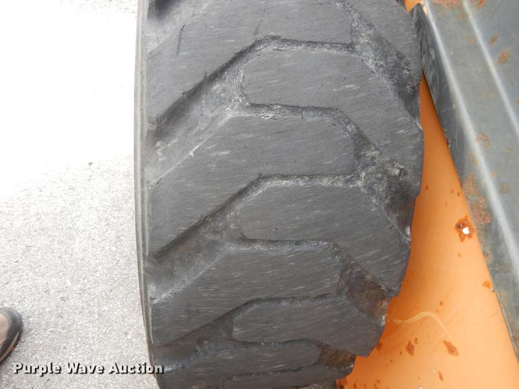 image for item DF1856 2002 Case 40XT skid steer