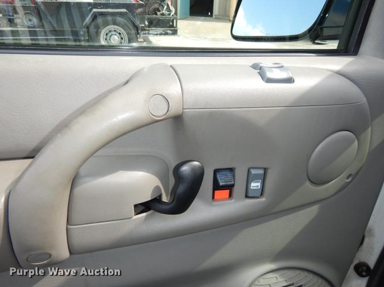 image for item DF1859 2005 Chevrolet Astro van