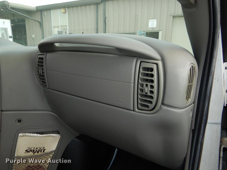 image for item DF1859 2005 Chevrolet Astro van