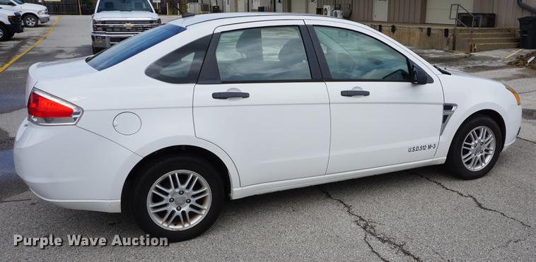 image for item DF1860 2008 Ford Focus
