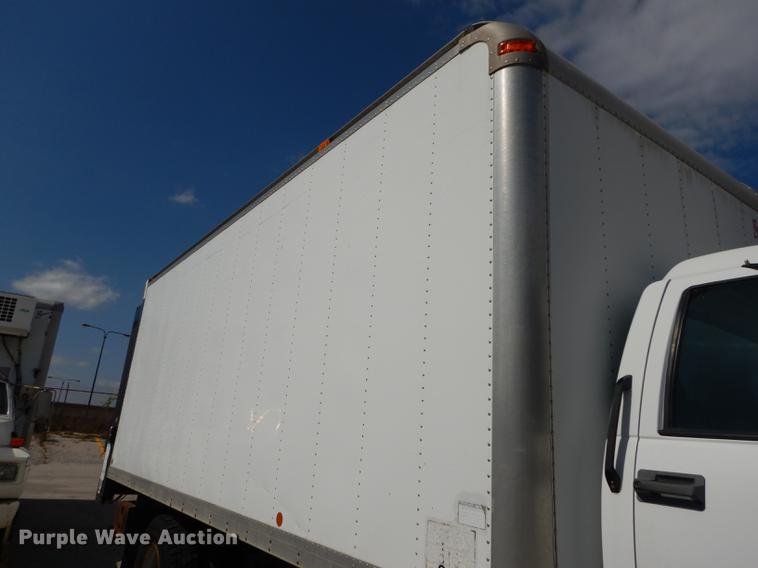 image for item DF1868 2002 GMC C6500 box truck
