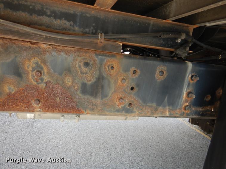 image for item DF1868 2002 GMC C6500 box truck