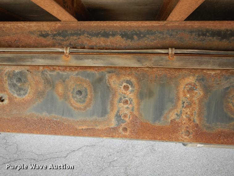 image for item DF1868 2002 GMC C6500 box truck