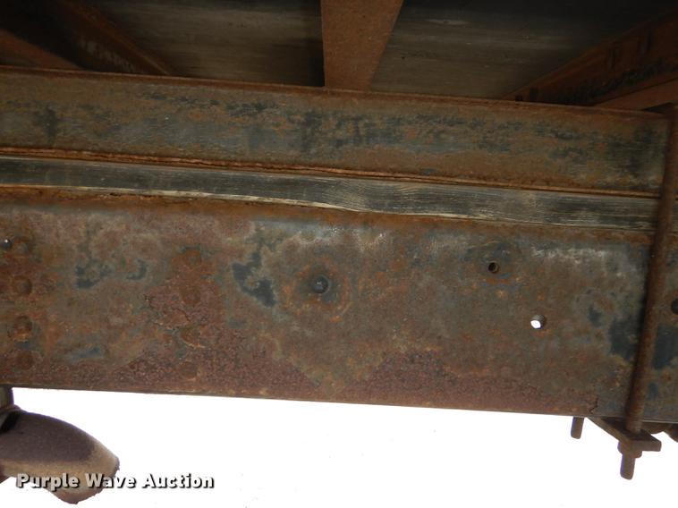 image for item DF1868 2002 GMC C6500 box truck