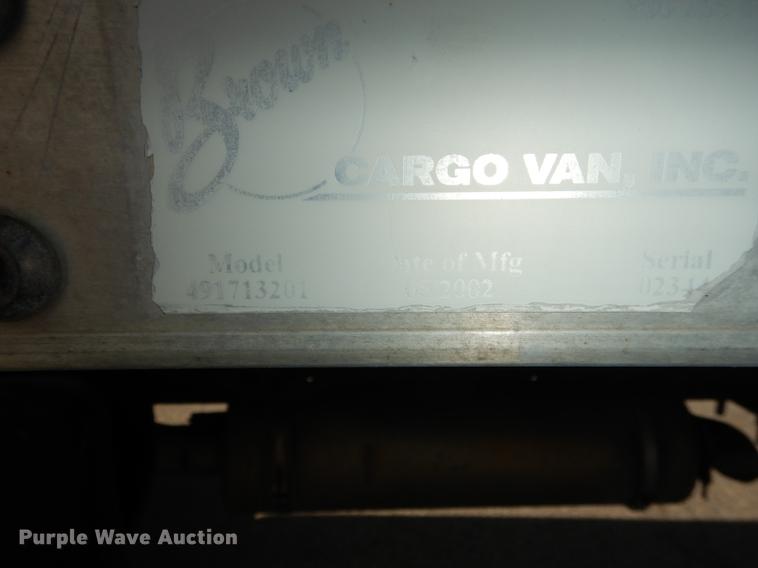 image for item DF1868 2002 GMC C6500 box truck