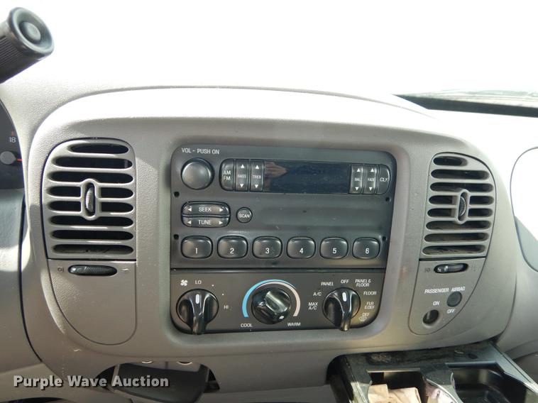 image for item DF1869 1998 Ford F150 pickup truck