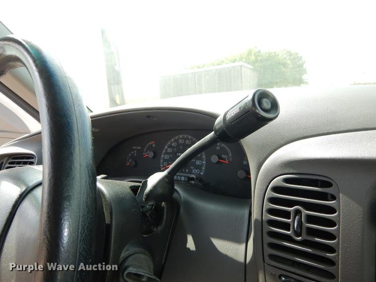 image for item DF1869 1998 Ford F150 pickup truck