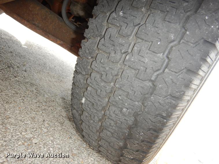 image for item DF1869 1998 Ford F150 pickup truck