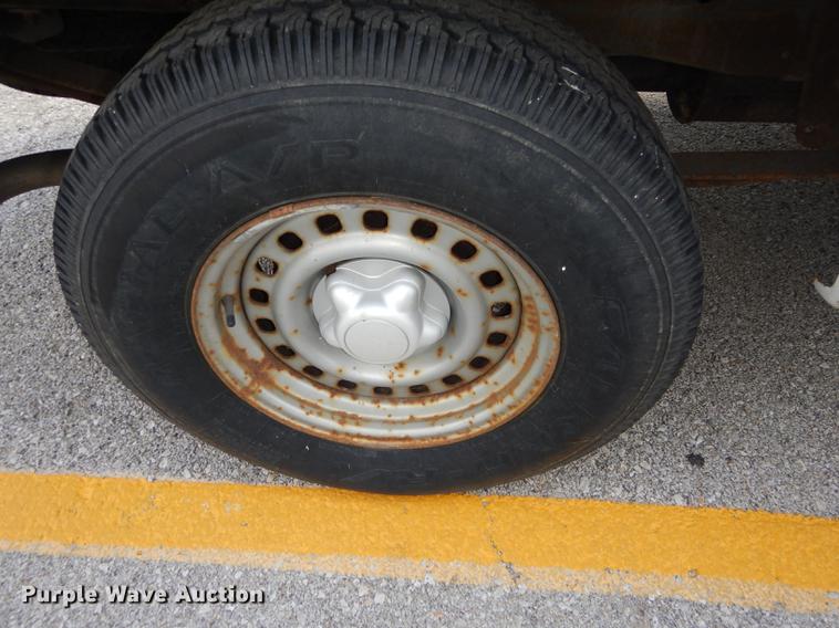 image for item DF1869 1998 Ford F150 pickup truck