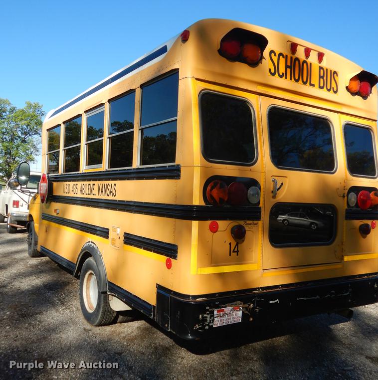 image for item DF1902 2003 Ford E450 Super Duty school bus