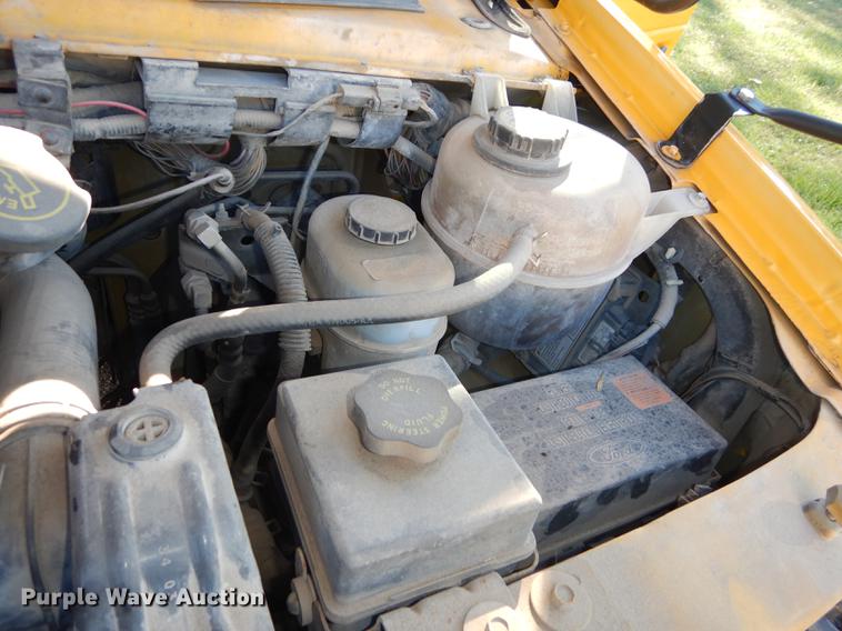 image for item DF1902 2003 Ford E450 Super Duty school bus