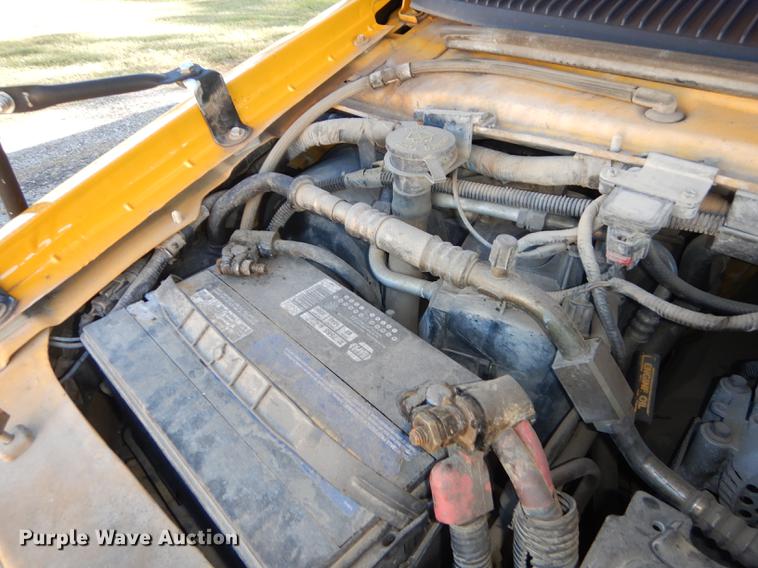 image for item DF1902 2003 Ford E450 Super Duty school bus