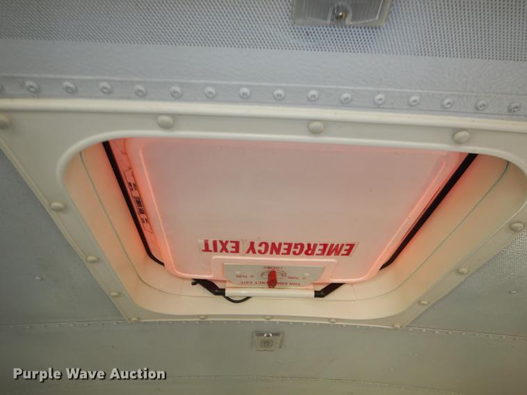 image for item DF1902 2003 Ford E450 Super Duty school bus