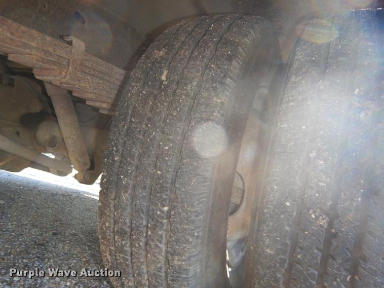 image for item DF1902 2003 Ford E450 Super Duty school bus