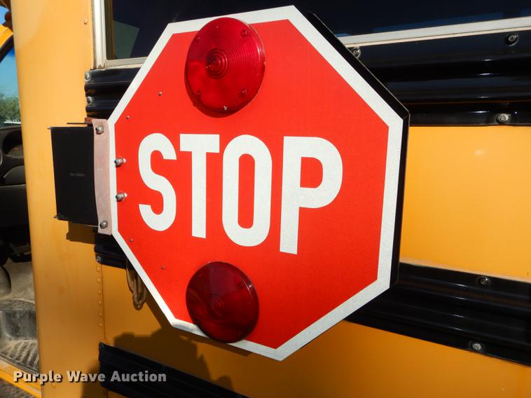 image for item DF1902 2003 Ford E450 Super Duty school bus