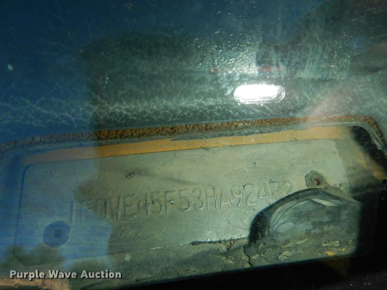 image for item DF1902 2003 Ford E450 Super Duty school bus