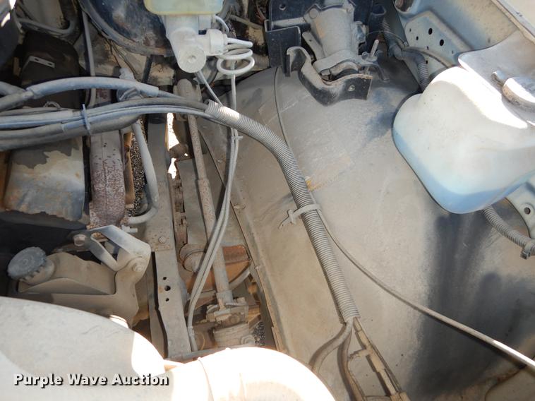 image for item DF1903 1986 Chevrolet C10 Suburban SUV