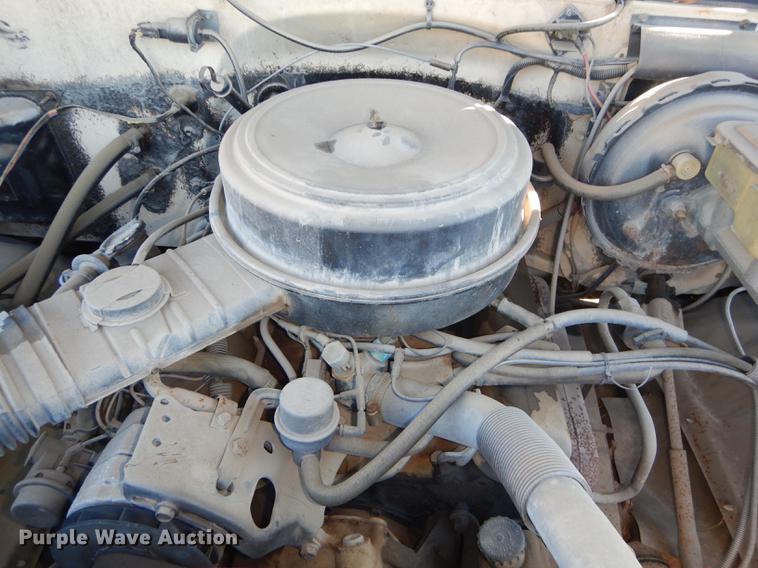 image for item DF1903 1986 Chevrolet C10 Suburban SUV