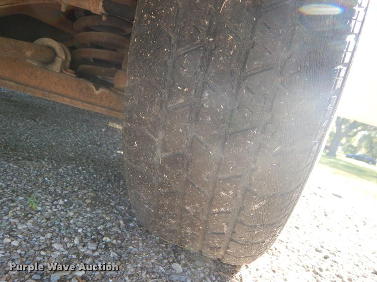 image for item DF1903 1986 Chevrolet C10 Suburban SUV