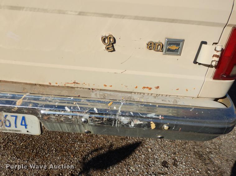 image for item DF1903 1986 Chevrolet C10 Suburban SUV