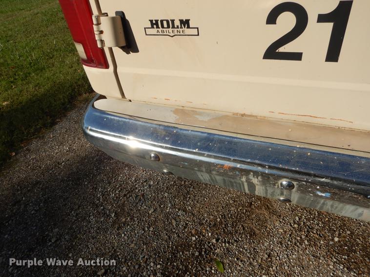 image for item DF1903 1986 Chevrolet C10 Suburban SUV