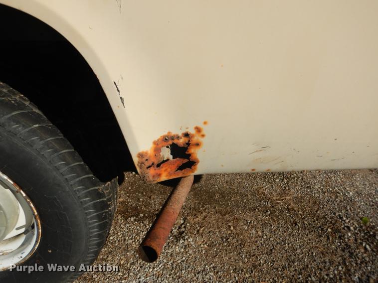 image for item DF1903 1986 Chevrolet C10 Suburban SUV