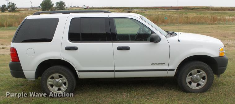 image for item DF2790 2004 Ford Explorer SUV