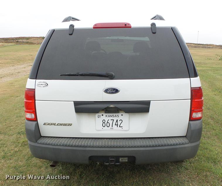 image for item DF2790 2004 Ford Explorer SUV