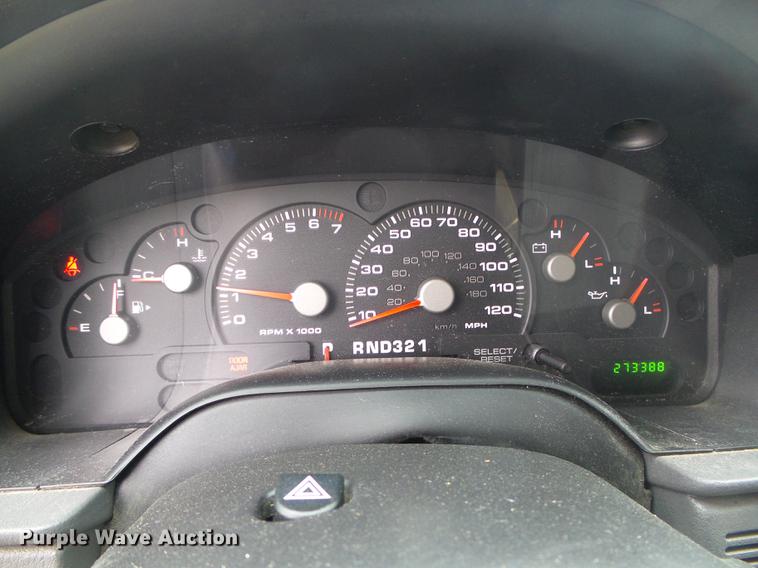 image for item DF2790 2004 Ford Explorer SUV