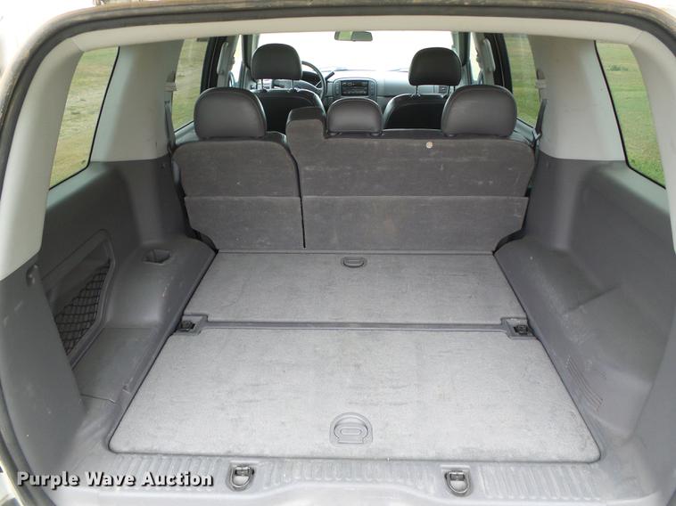 image for item DF2790 2004 Ford Explorer SUV