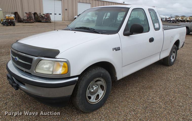 image for item DF2794 1997 Ford F150 XL SuperCab pickup truck