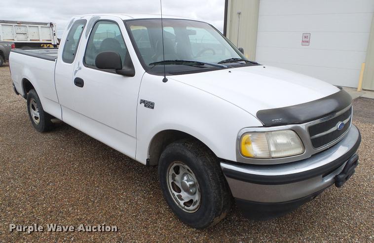 image for item DF2794 1997 Ford F150 XL SuperCab pickup truck