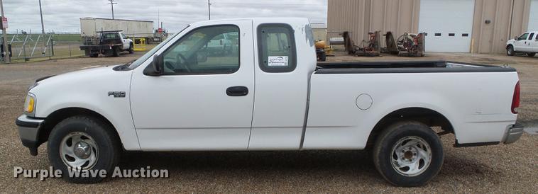 image for item DF2794 1997 Ford F150 XL SuperCab pickup truck