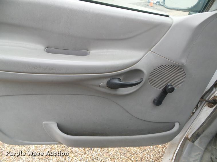 image for item DF2794 1997 Ford F150 XL SuperCab pickup truck