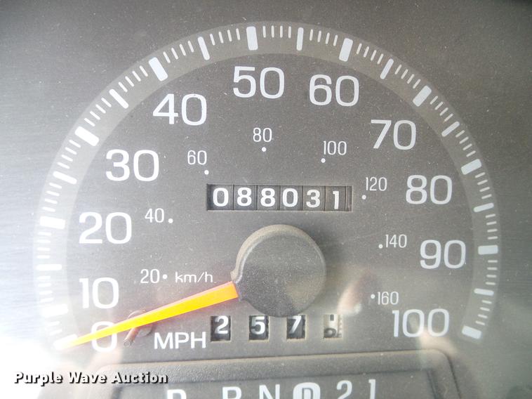 image for item DF2794 1997 Ford F150 XL SuperCab pickup truck