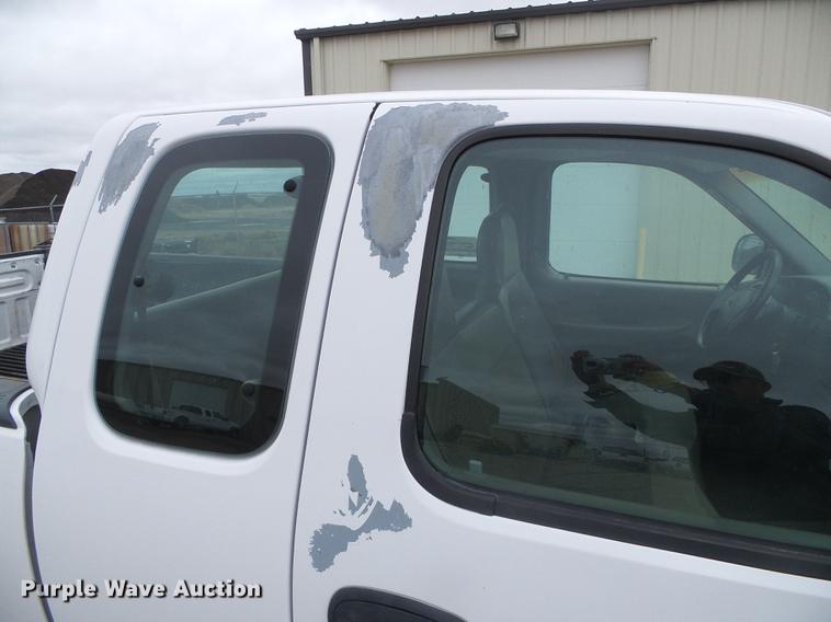 image for item DF2794 1997 Ford F150 XL SuperCab pickup truck