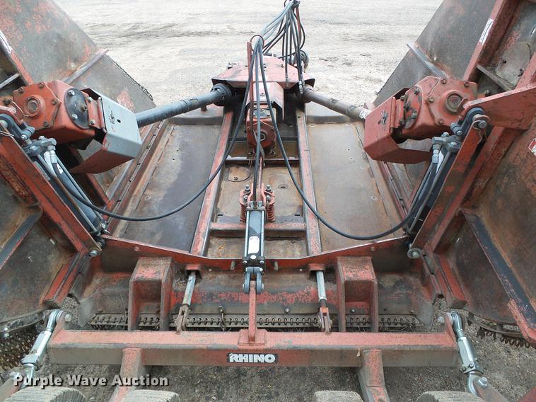 image for item DF2799 2000 Rhino FM15 batwing rotary mower